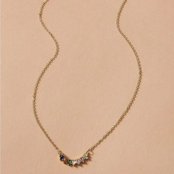 GOLD Colored Rhinestone Pendant Necklace - Picture 2 of 3